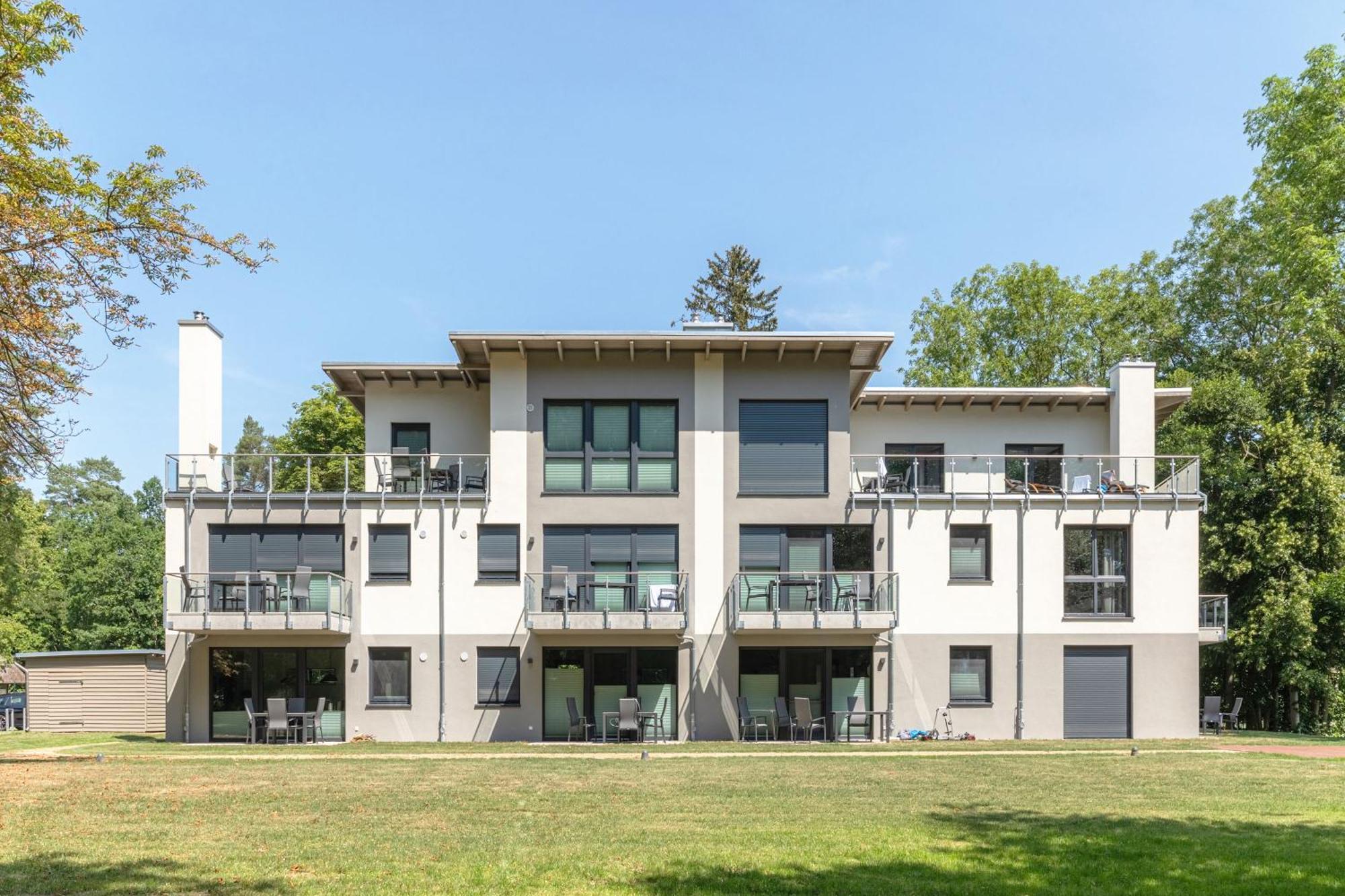 Gluecksraum - Modernes Apartment Mit Panoramablick, Kamin & Wohlfuehlambiente Krakow am See Dış mekan fotoğraf